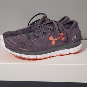 Under Armour UA Speedform Slingshot
